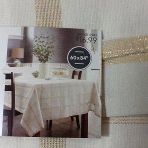 Bundle - Tablecloth 60"x84" & Matching Runner